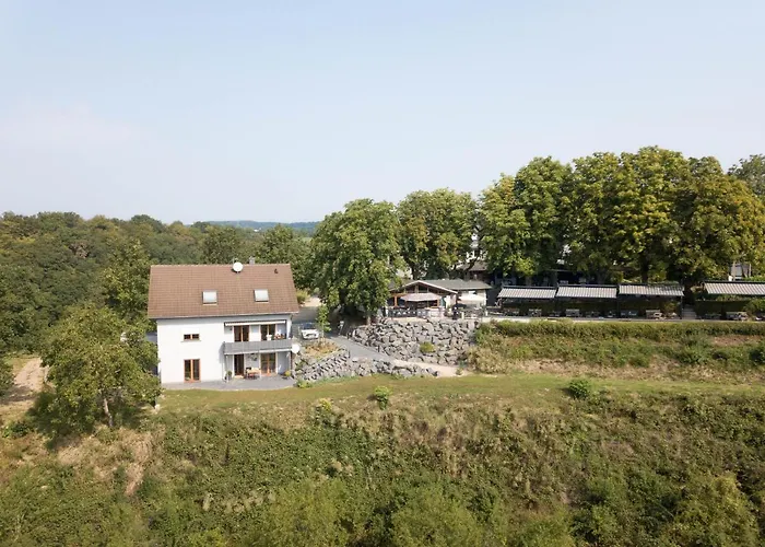 Wohnfuehloasen In Laendlicher Idylle 公寓 Weitersburg